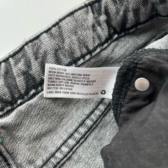 Wild Fable Women's Highest Rise Cut-Off Distressed Raw Hem Shorts Grey Size 12 - Picture 5 of 6